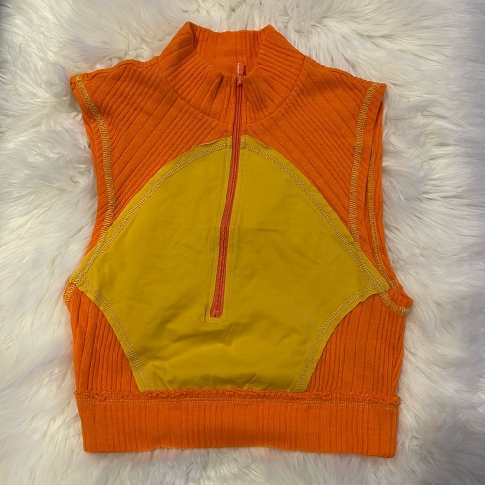 NWOT BDG Crop Top Sleeveless 
3/4 Zip Front Orange Yellow Size M
